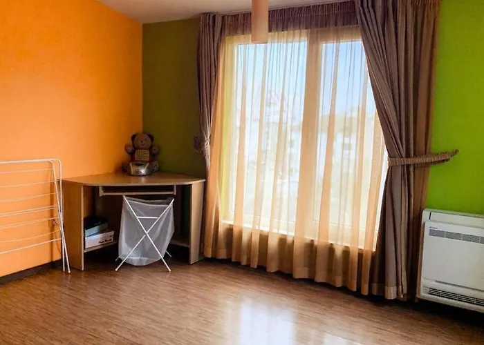 Aпартамент в близост до морето и центъра *